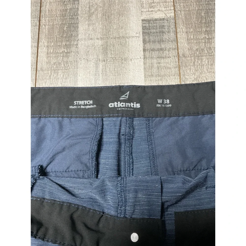 Atlantis Performance Weather Gear Hybrid Stretch Navy Blue Stripe Shorts Size 38